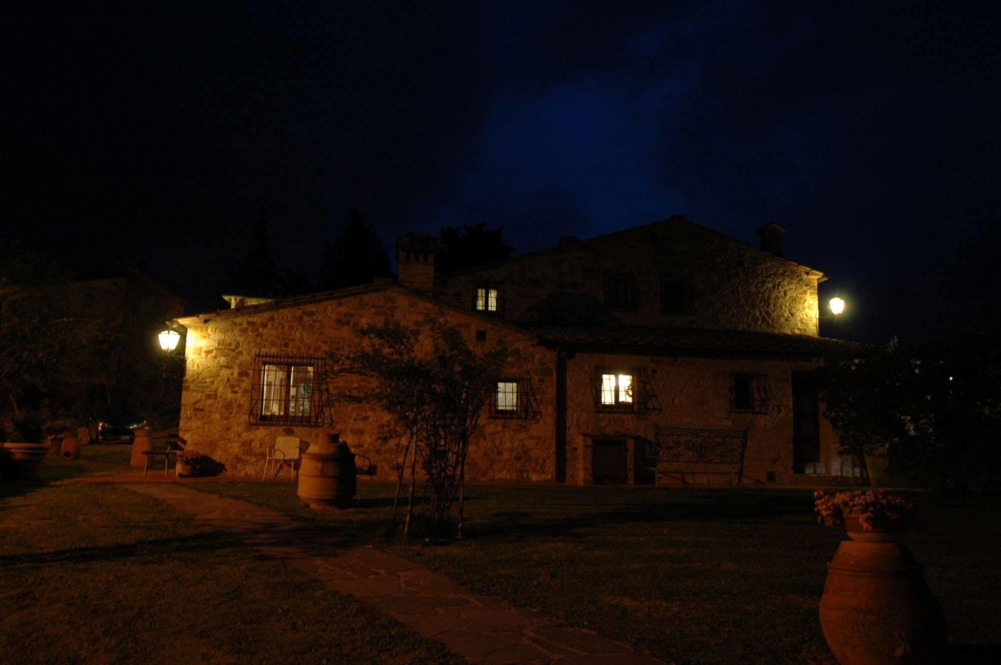 Albergo Il Colombaio Кастелліна-ін-К'янті Екстер'єр фото
