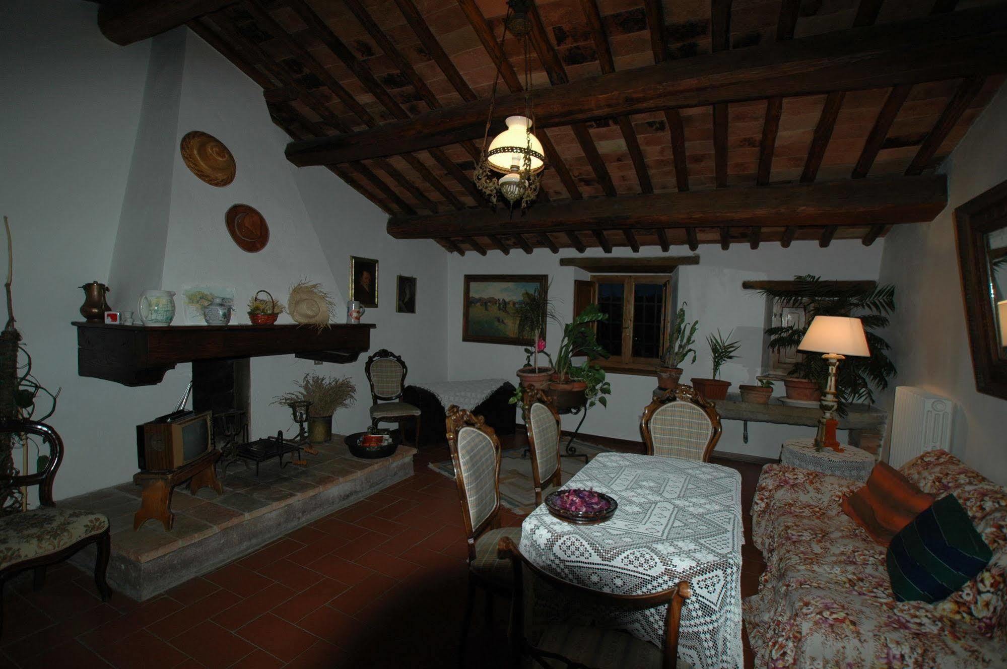 Albergo Il Colombaio Кастелліна-ін-К'янті Екстер'єр фото