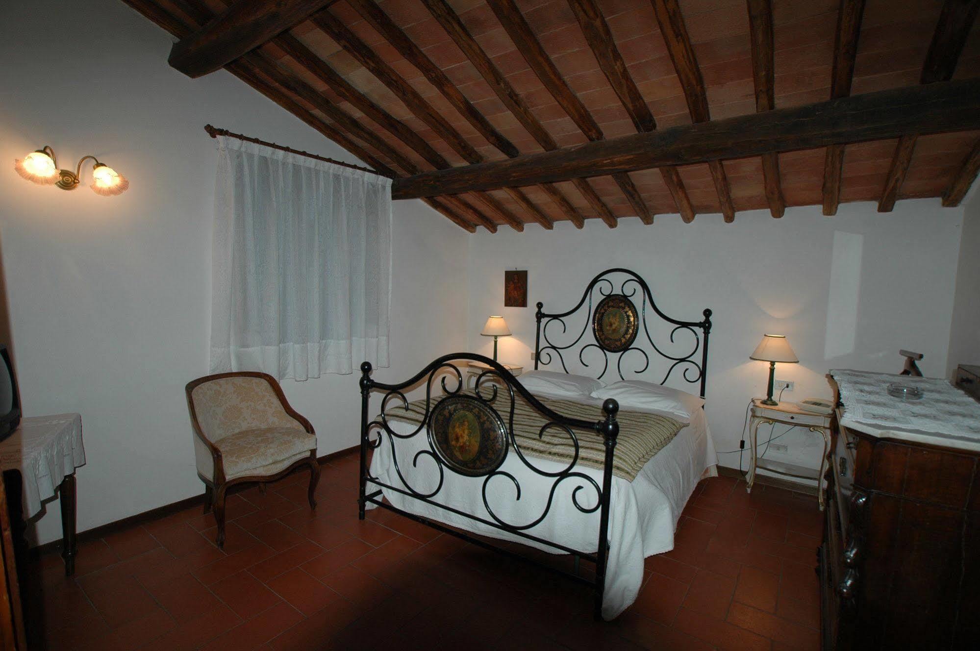 Albergo Il Colombaio Кастелліна-ін-К'янті Екстер'єр фото