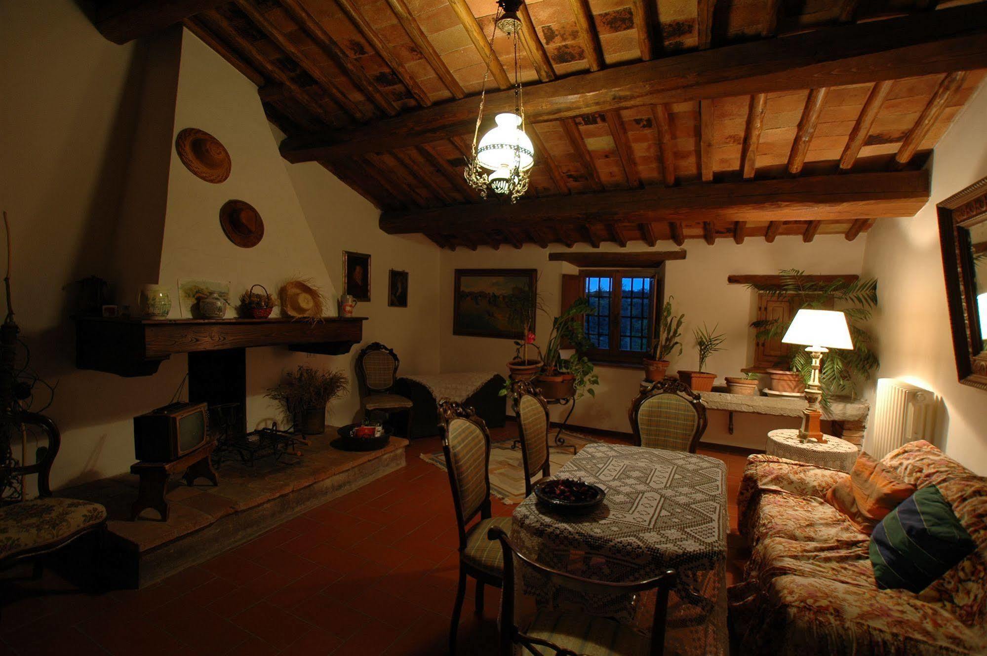 Albergo Il Colombaio Кастелліна-ін-К'янті Екстер'єр фото