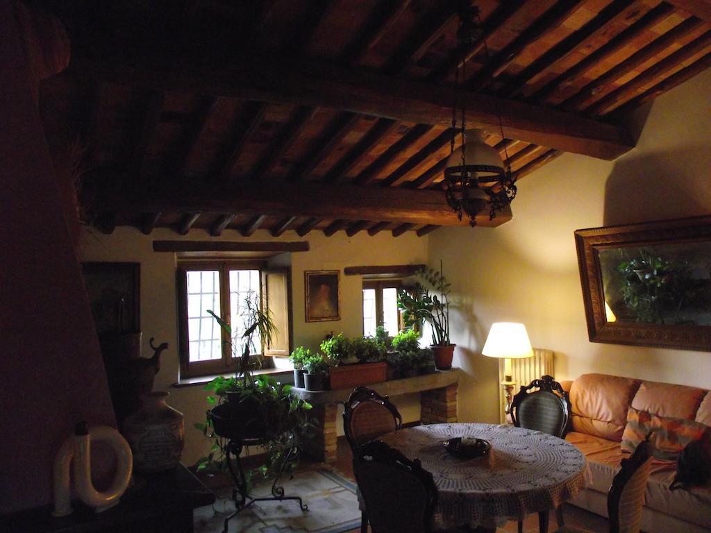 Albergo Il Colombaio Кастелліна-ін-К'янті Екстер'єр фото
